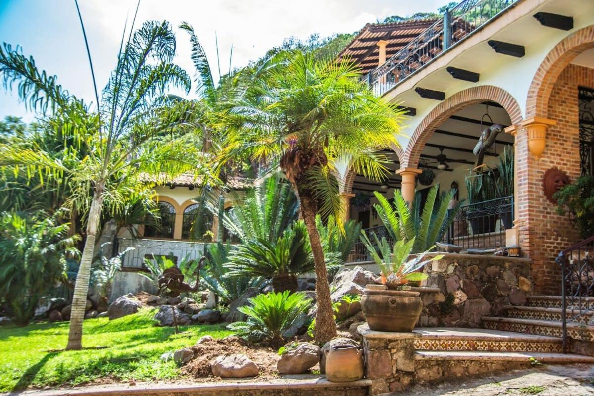 3 Bedroom Spacious With Pool & View * Ajijic