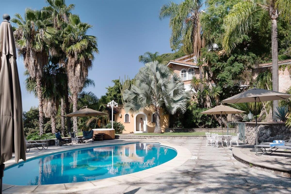 3 Bedroom Spacious With Pool & View