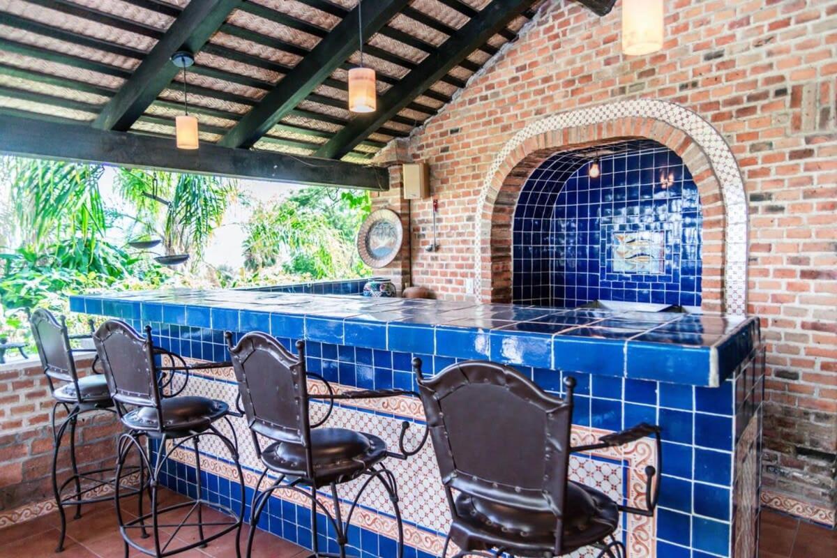 3 Bedroom Spacious With Pool & View Villa *