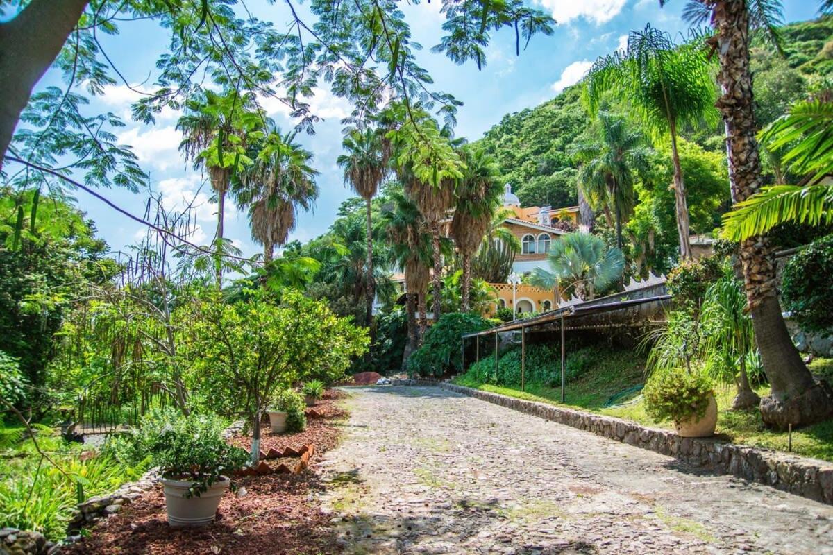 3 Bedroom Spacious With Pool & View * Ajijic