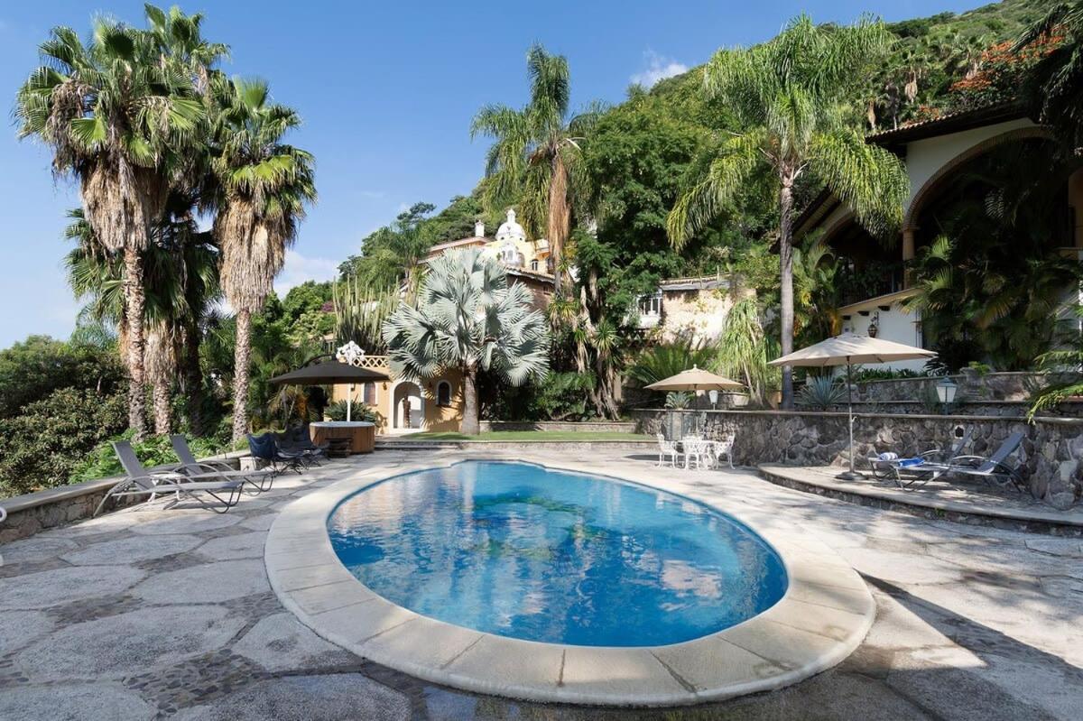 Villa 3 Bedroom Spacious With Pool & View
