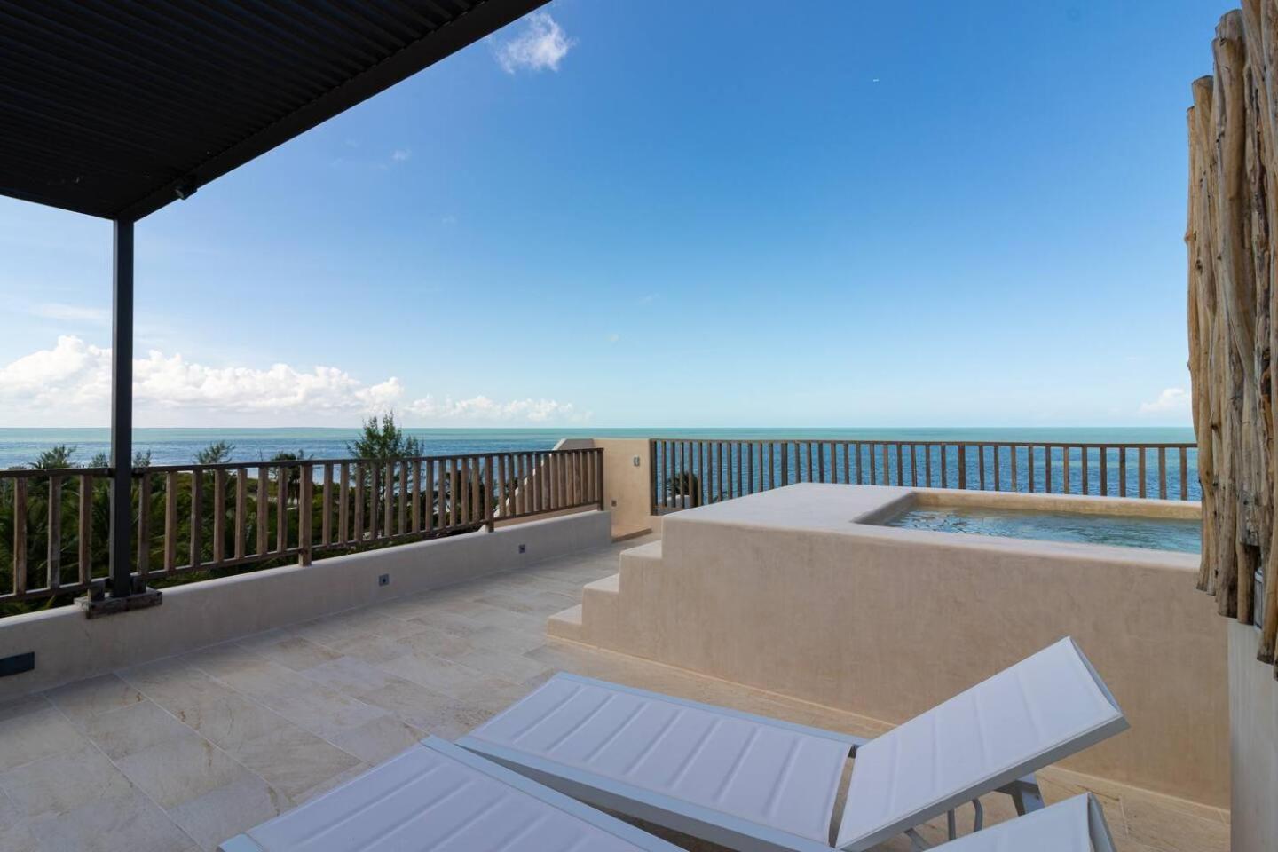 Beautiful Ocean View Penthouse With Private Pool -c301 *