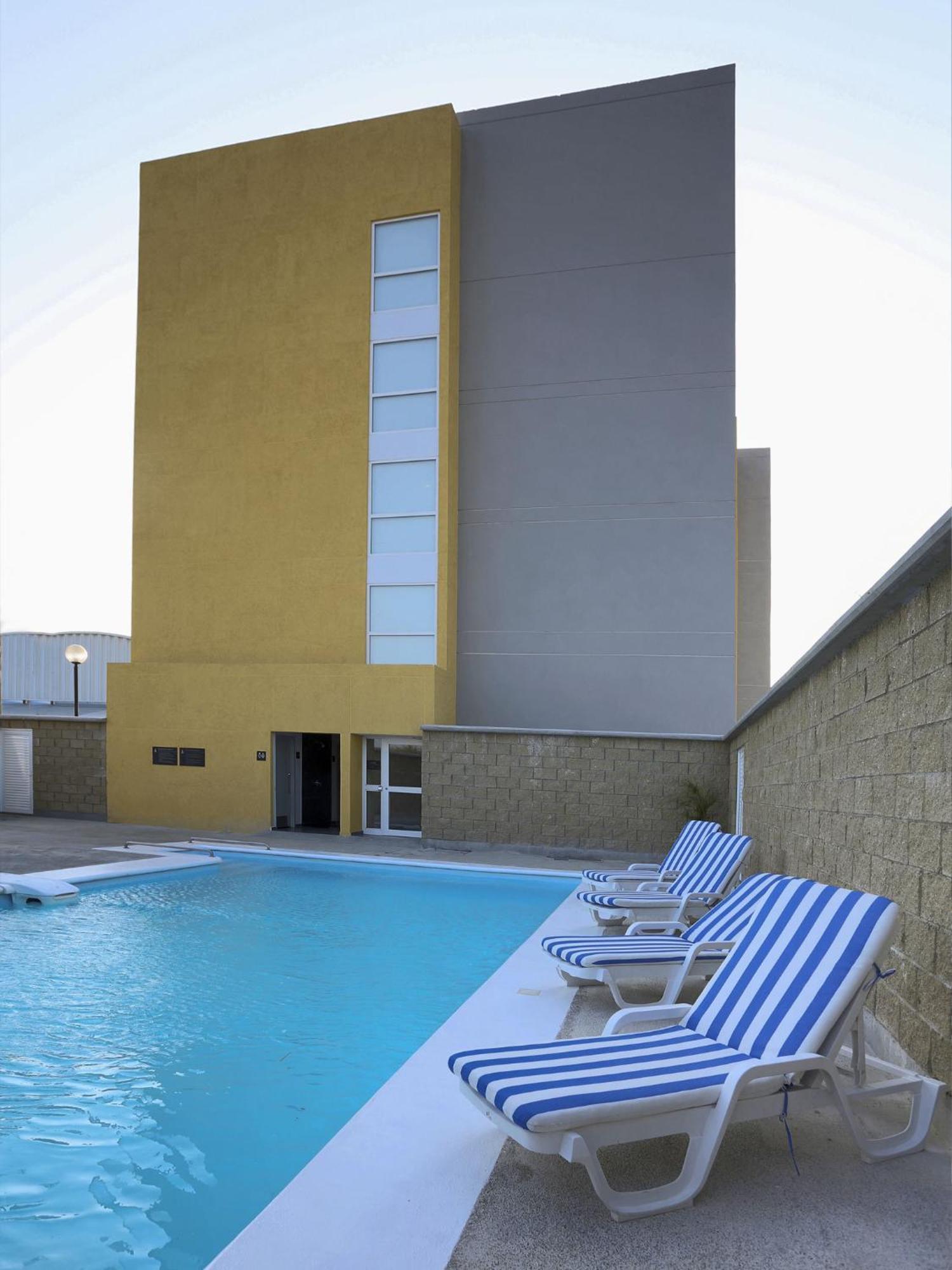 Express By Marriott Hotel 4*