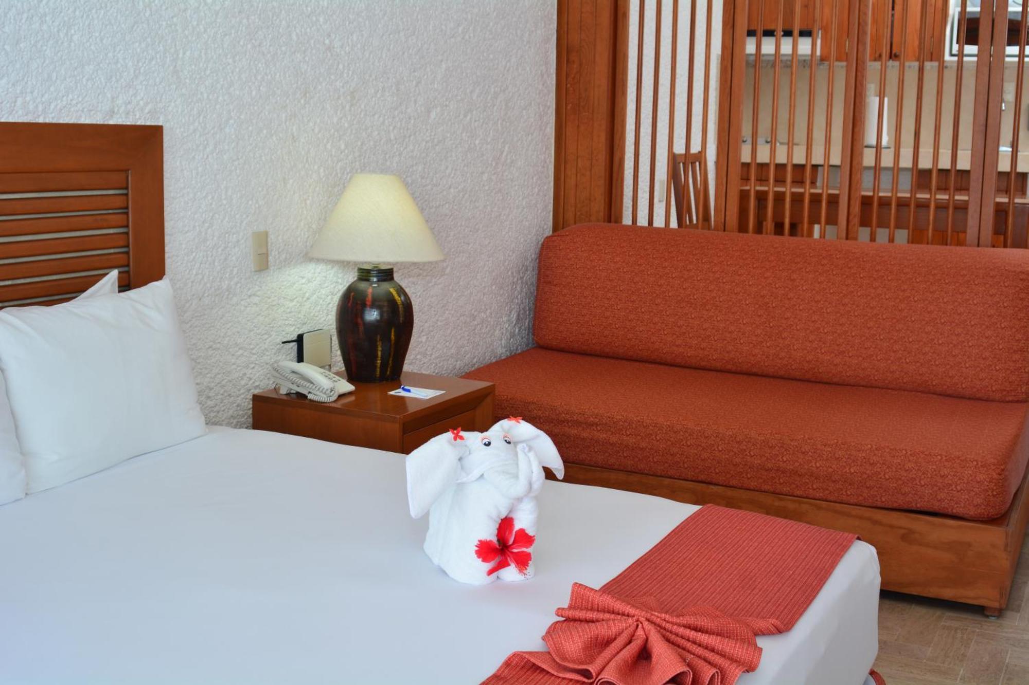 Hotel Pacifica Ixtapa