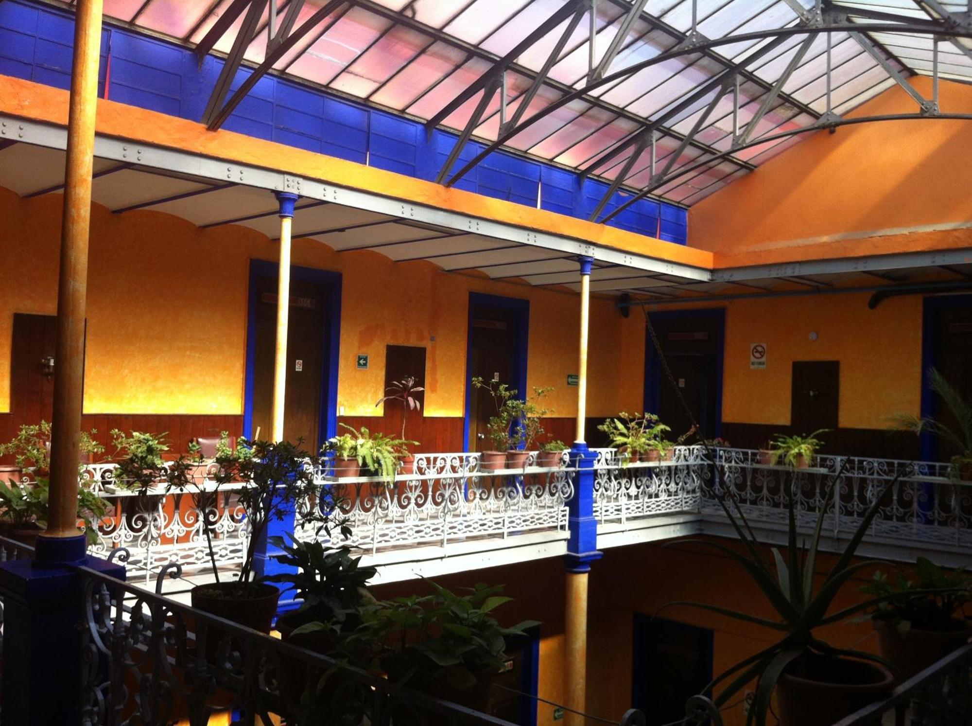 Hotel Isabel Mexico City