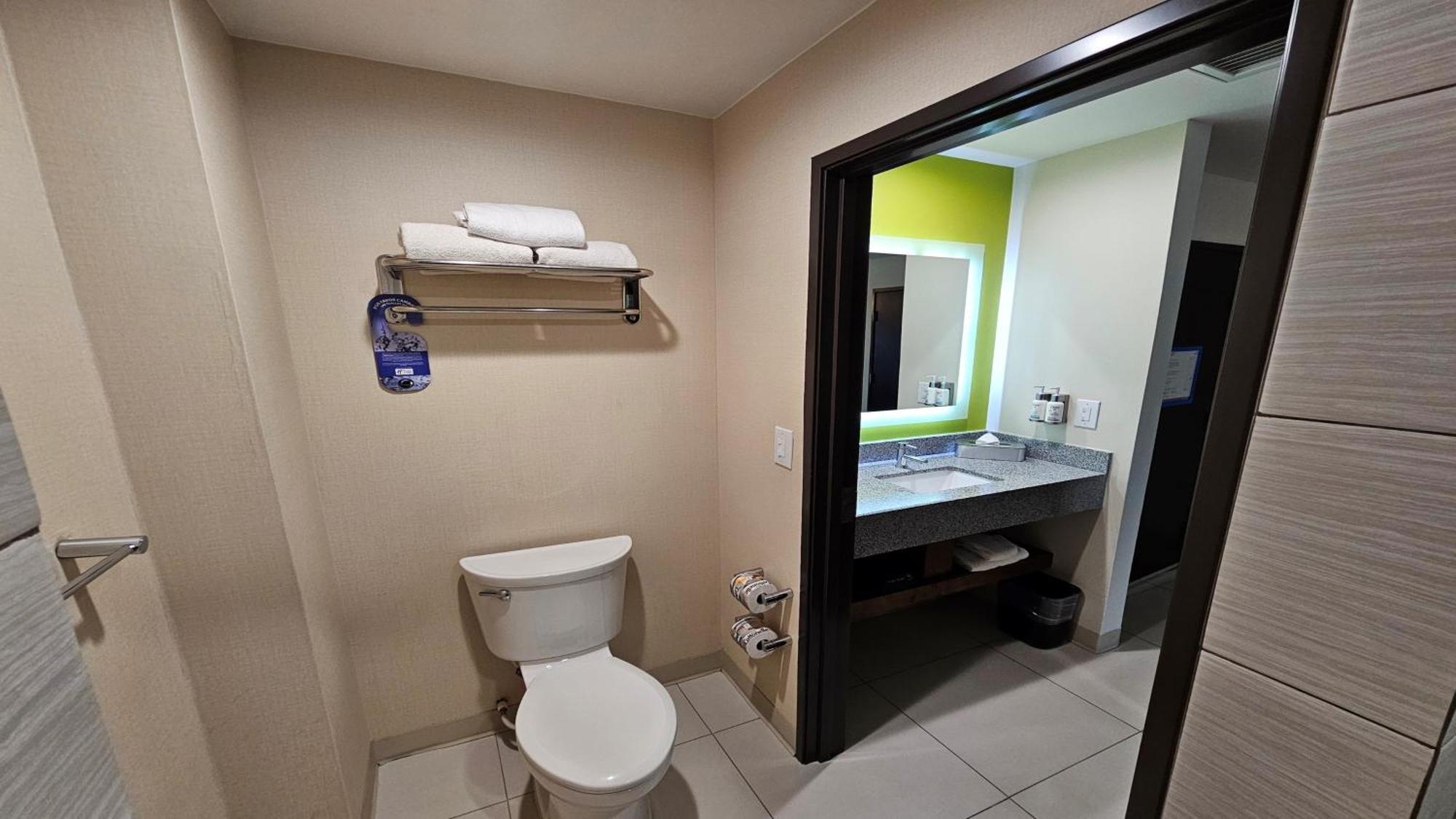 Express & By Ihg Mexicali