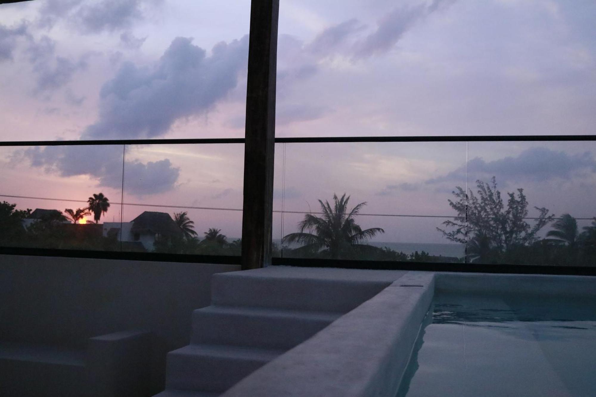 Casa Hood By The Sea