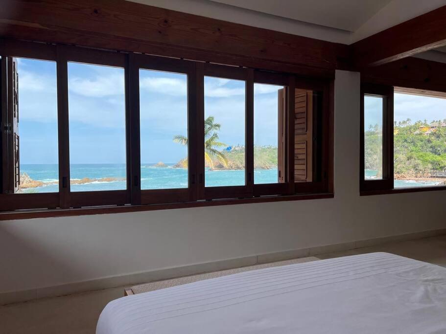 Apartment Ocean Front Luxury - 5 Pools & Private Club