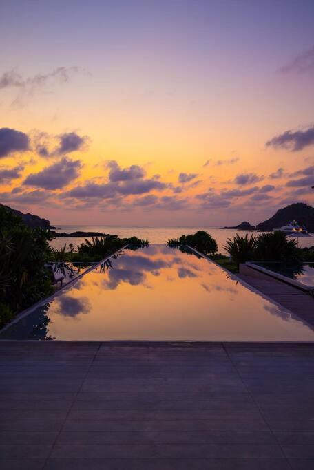 Ocean Front Luxury - 5 Pools & Private Club Careyes
