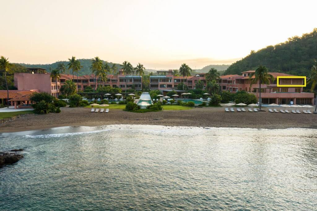 Ocean Front Luxury - 5 Pools & Private Club Careyes