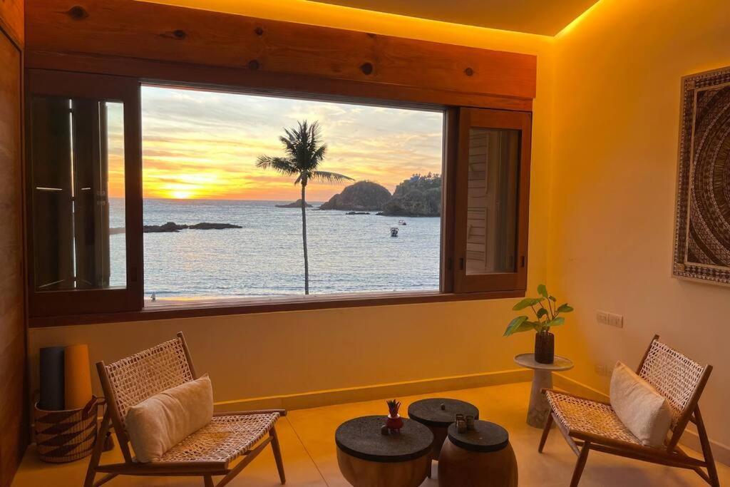 Ocean Front Luxury - 5 Pools & Private Club Careyes
