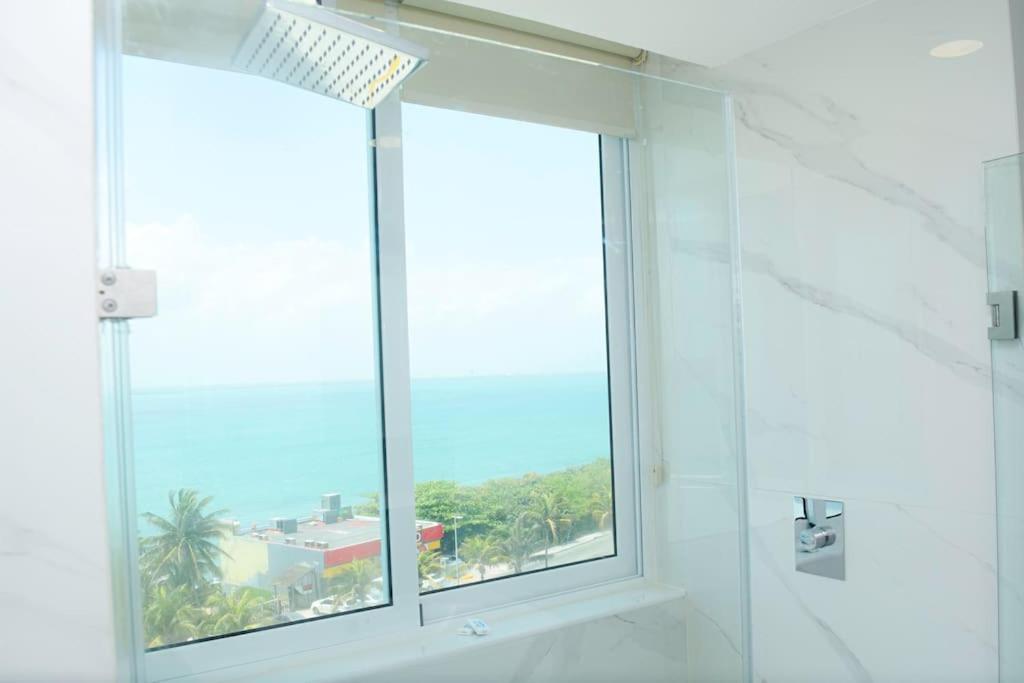 Apartment New At The Beach, Pool, Gym, 2d *