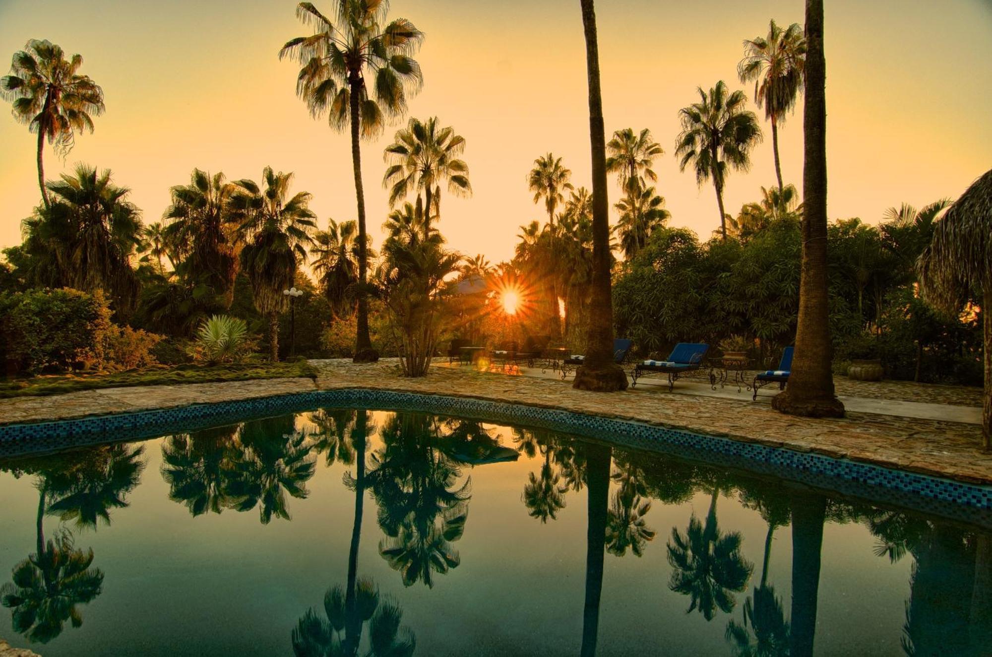 Hotel Hacienda Todos Santos 5*