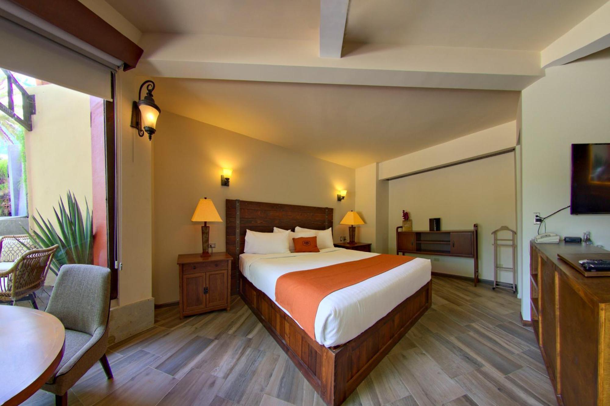Boutique & Hotel