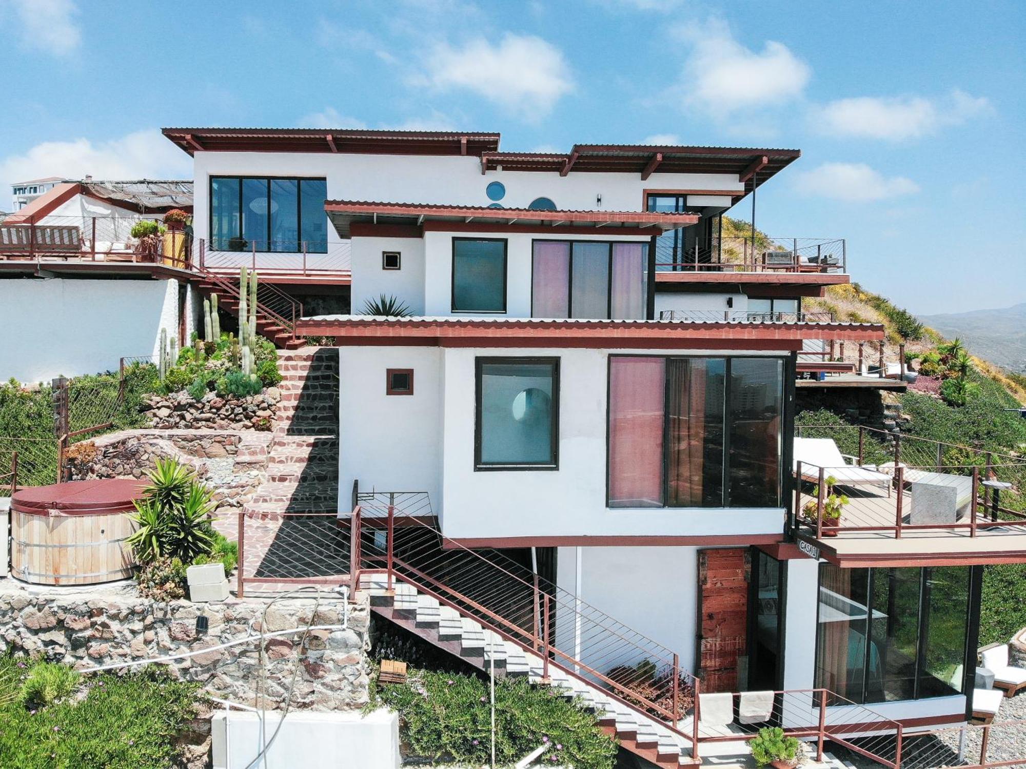 Native Chalet *