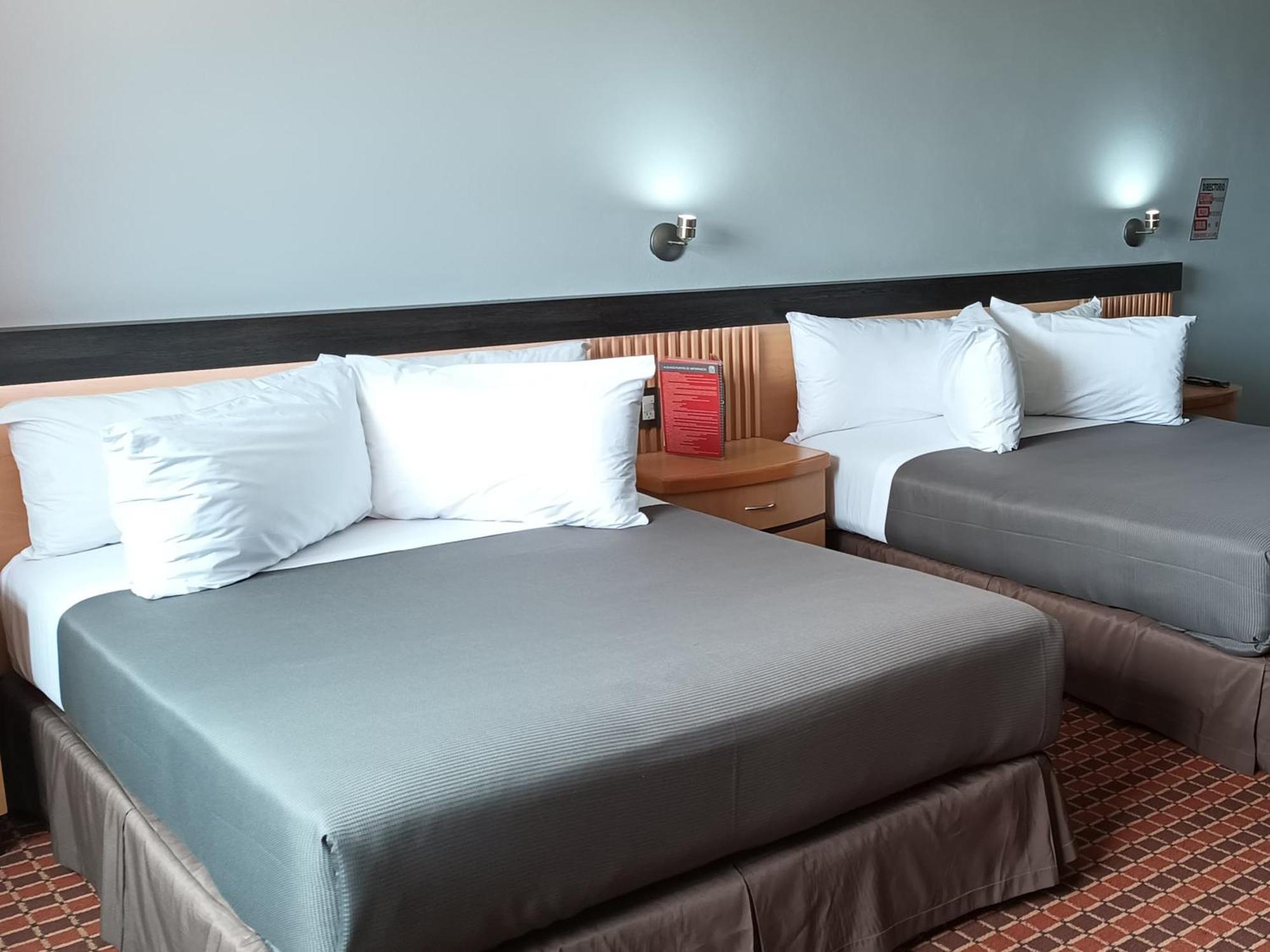 La Muralla & 5* Toluca