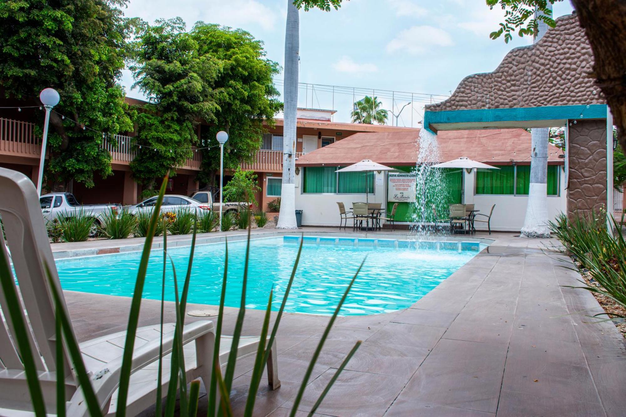 La Quinta Real Hotel 4*
