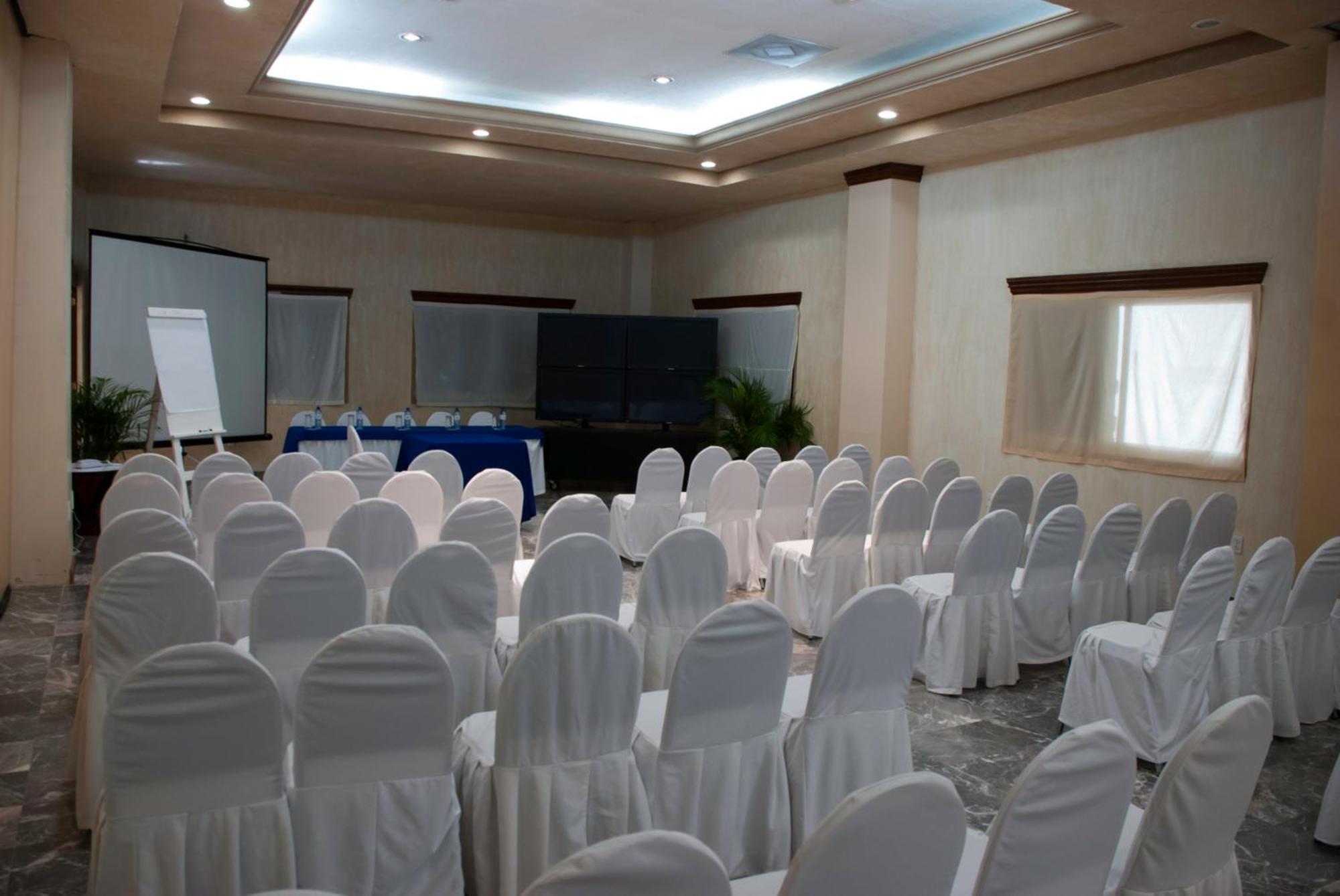 Hotel Dorados Conventions & Oaxtepec