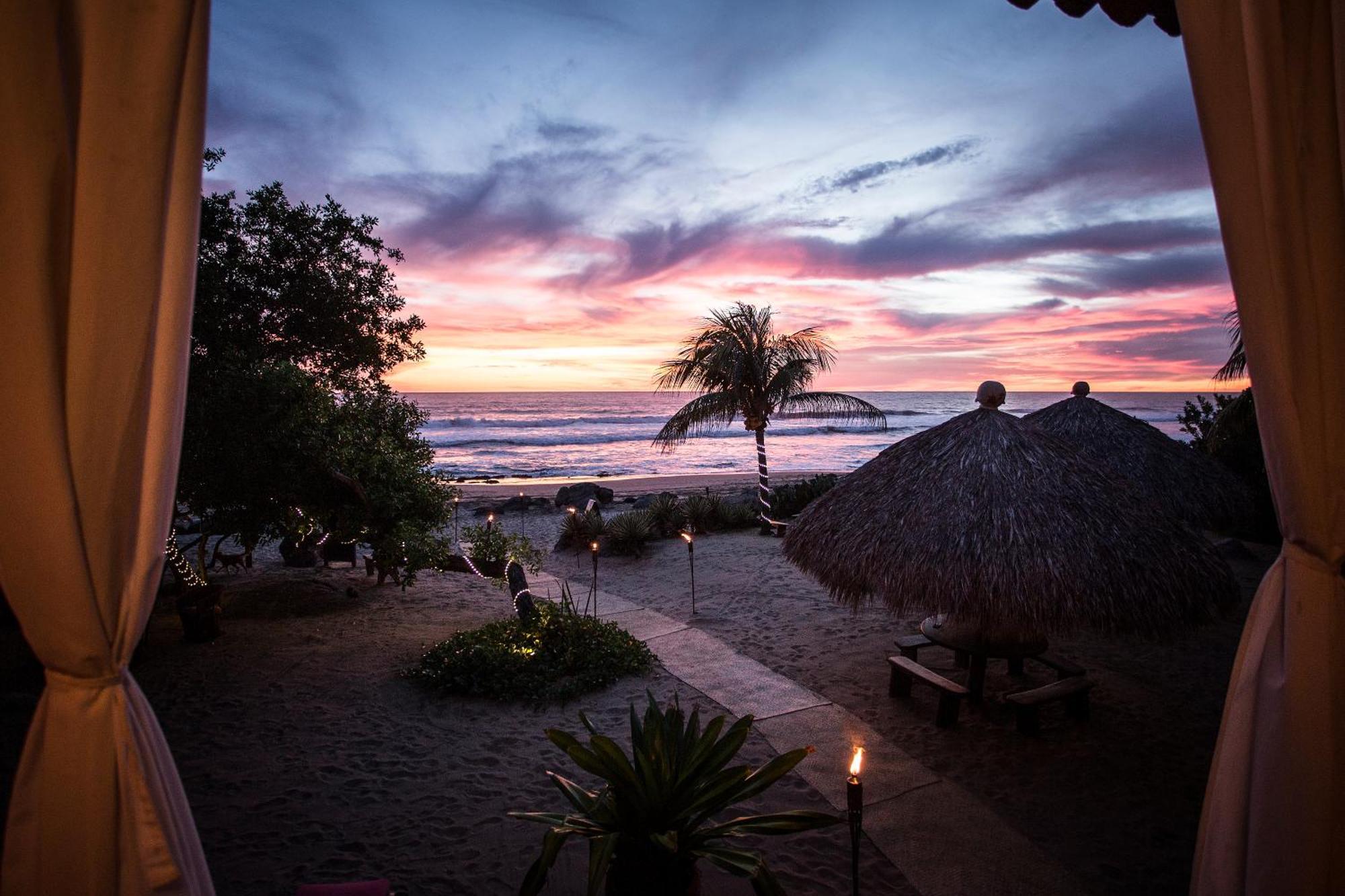 Present Moment Retreat Hotel Troncones