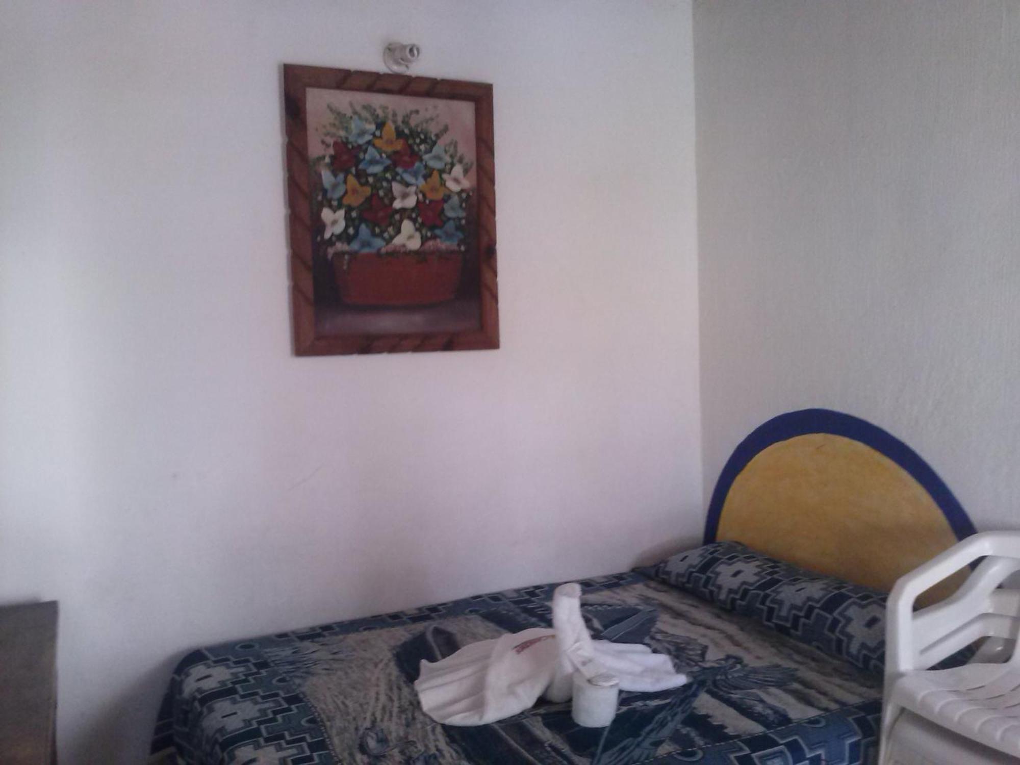 Y Islas Careyes Hotel 3*