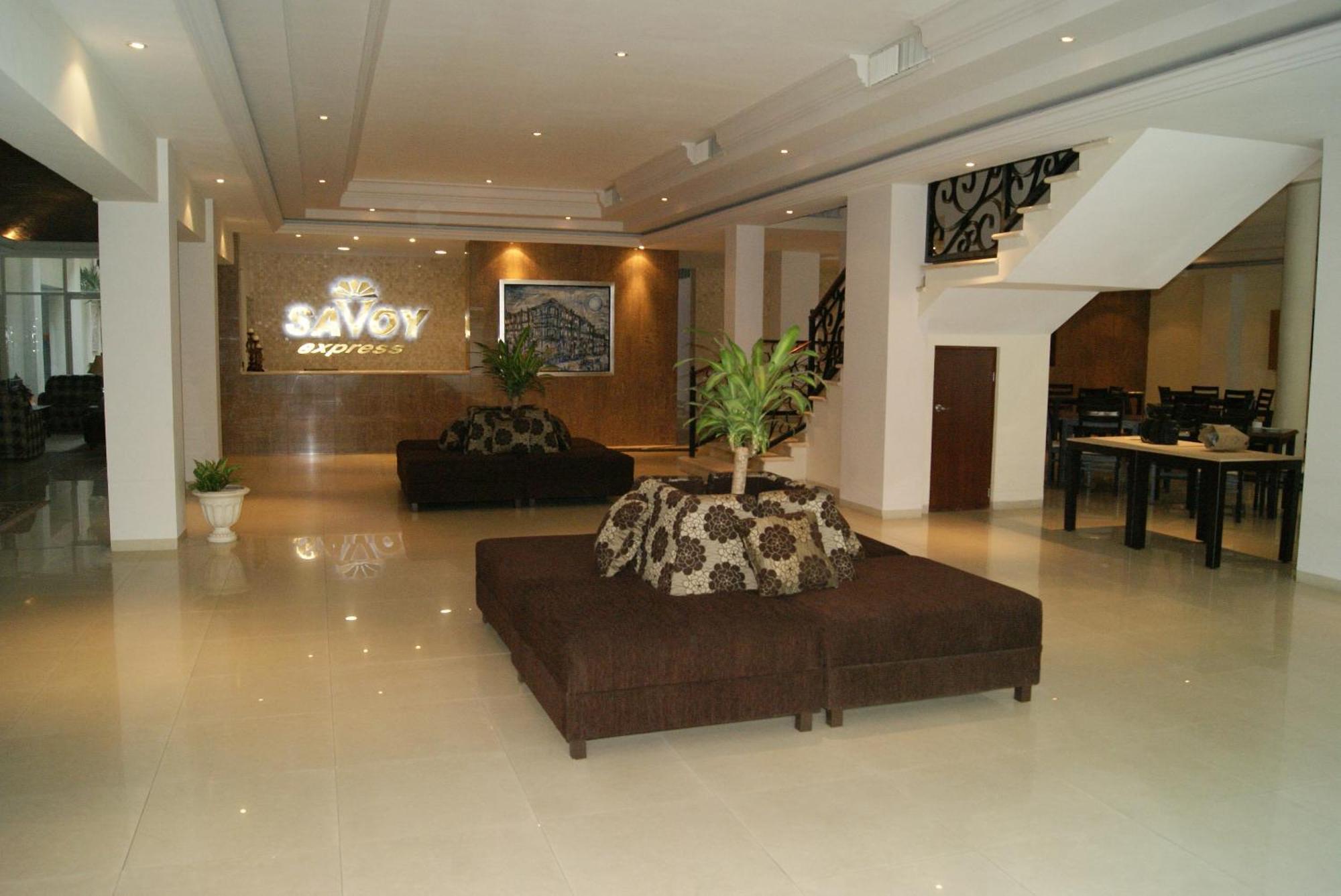 Savoy Express 3*