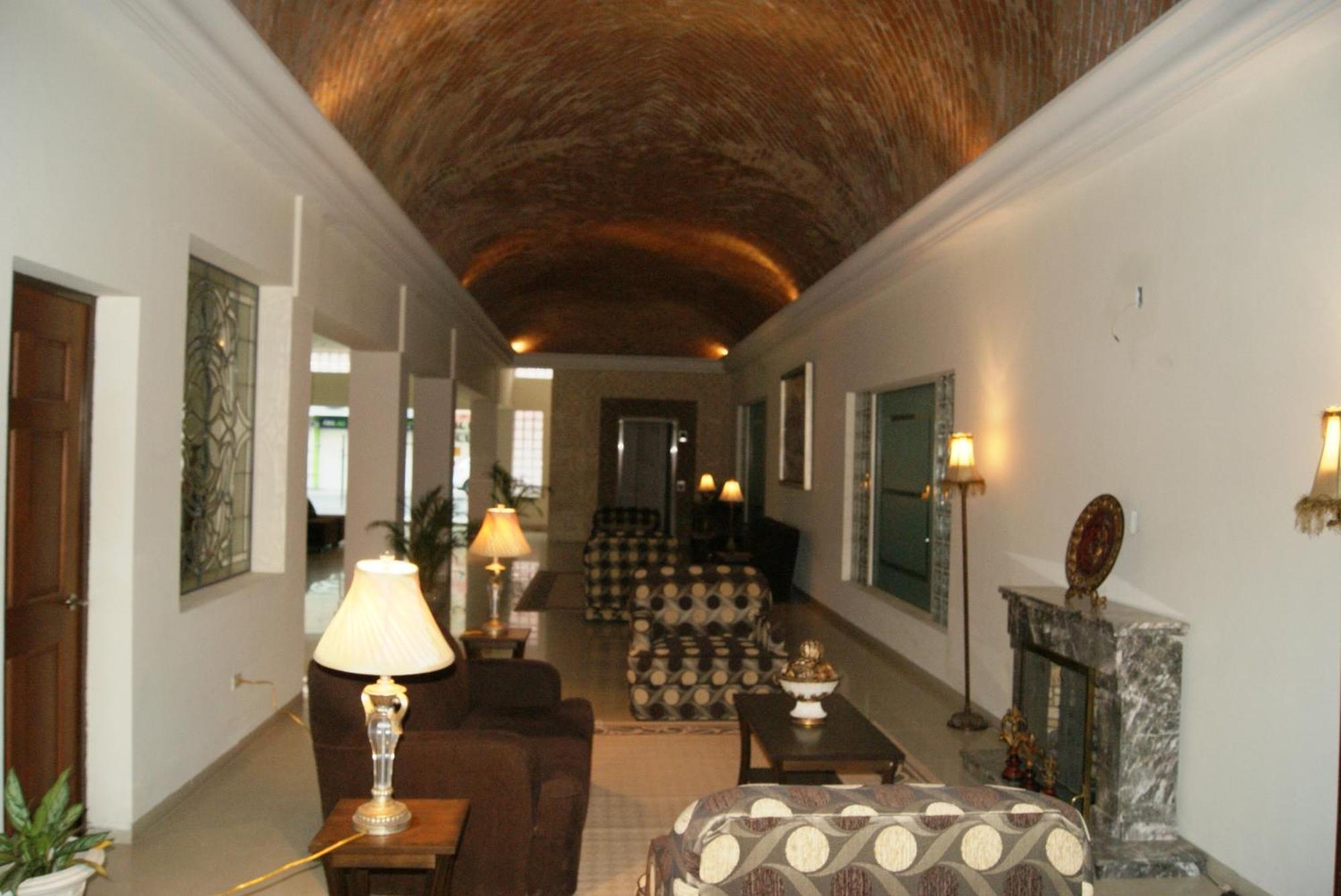 Savoy Express 3* Torreon