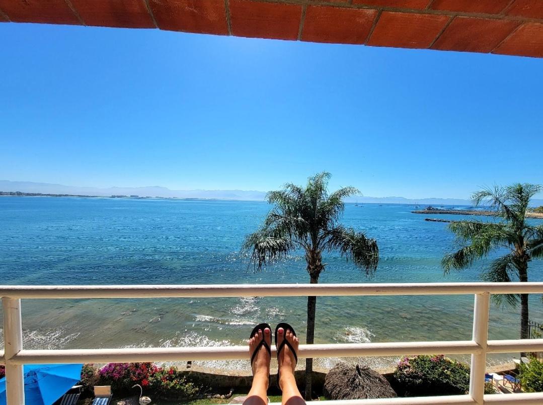 Jardin Del Mar La Cruz de Huanacaxtle
