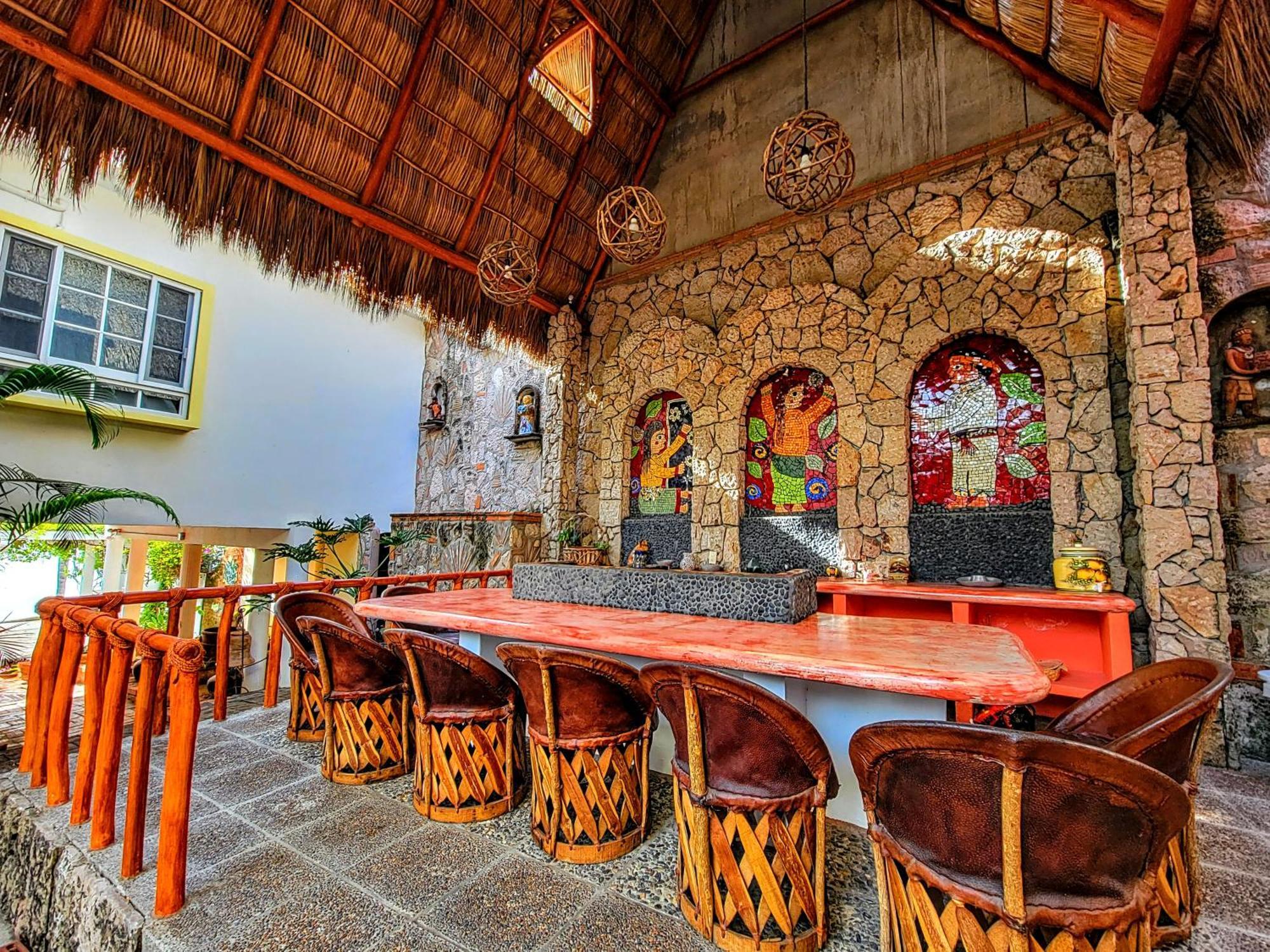 Jardin Del Mar La Cruz de Huanacaxtle