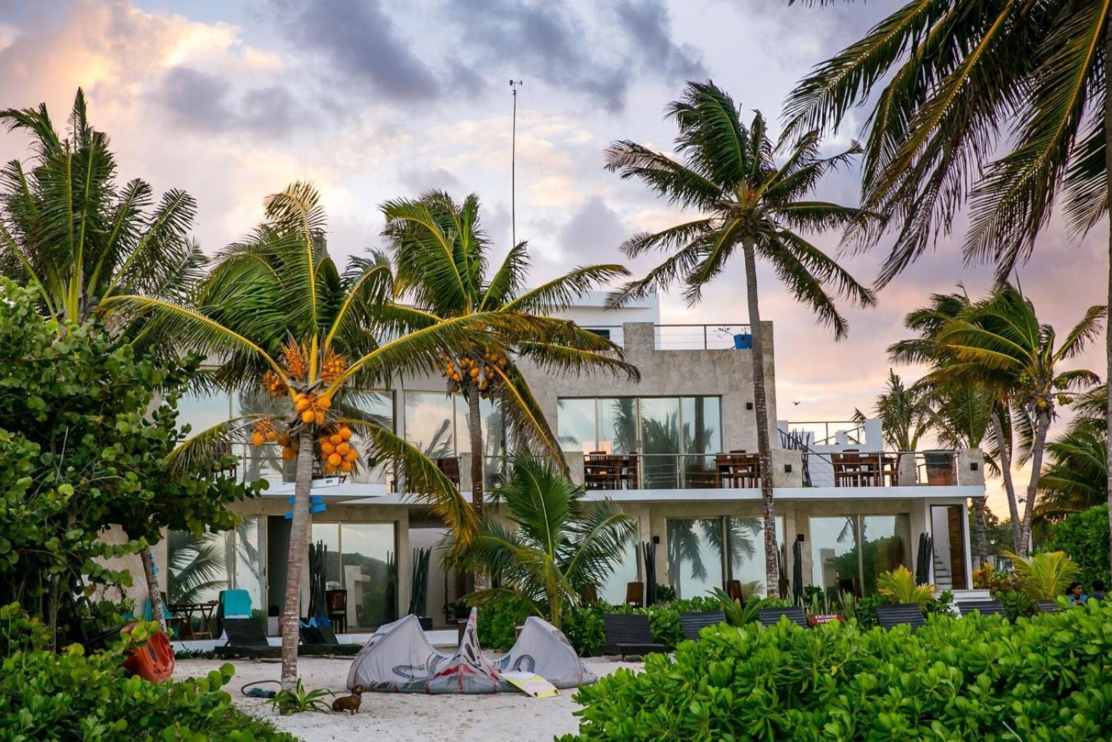 Hotel La Casa Cielo 3*