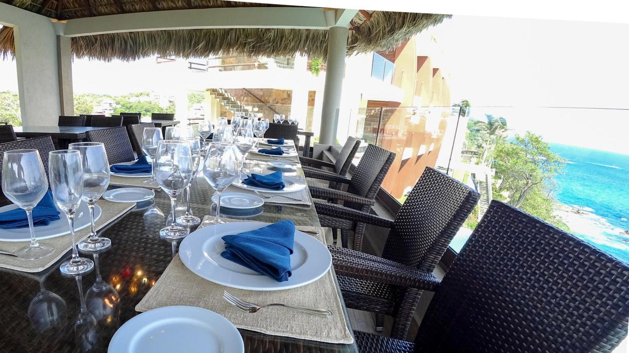 Pacific King Hotel Cuatunalco