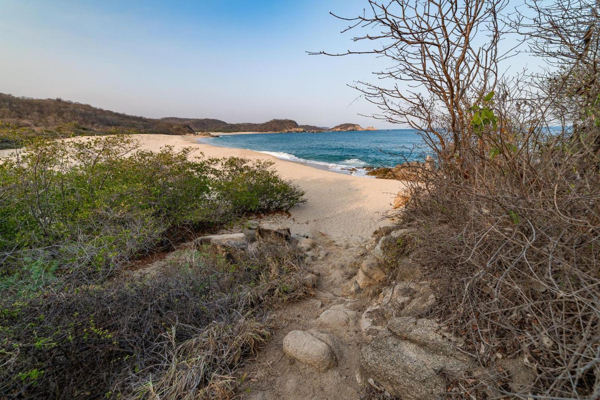Villa 2048 - Rebeca Santa Maria Huatulco
