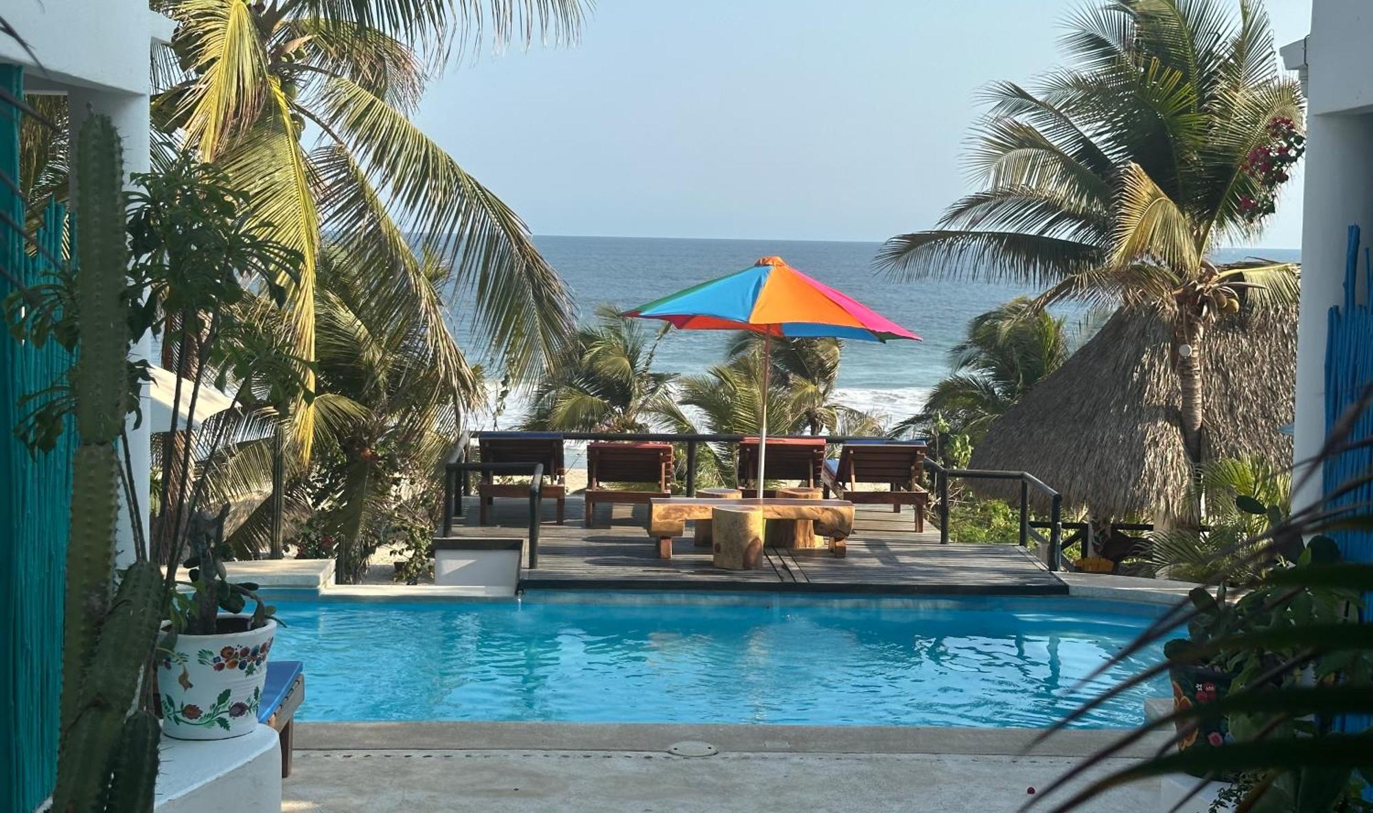 Beachfront Paradise Boutique Bed & Breakfast 4*