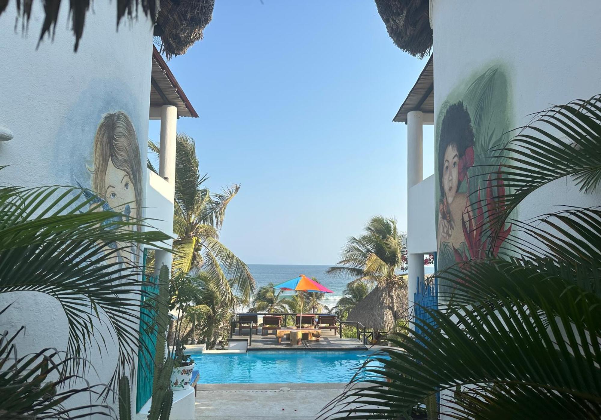 Beachfront Paradise Boutique Agua Blanca