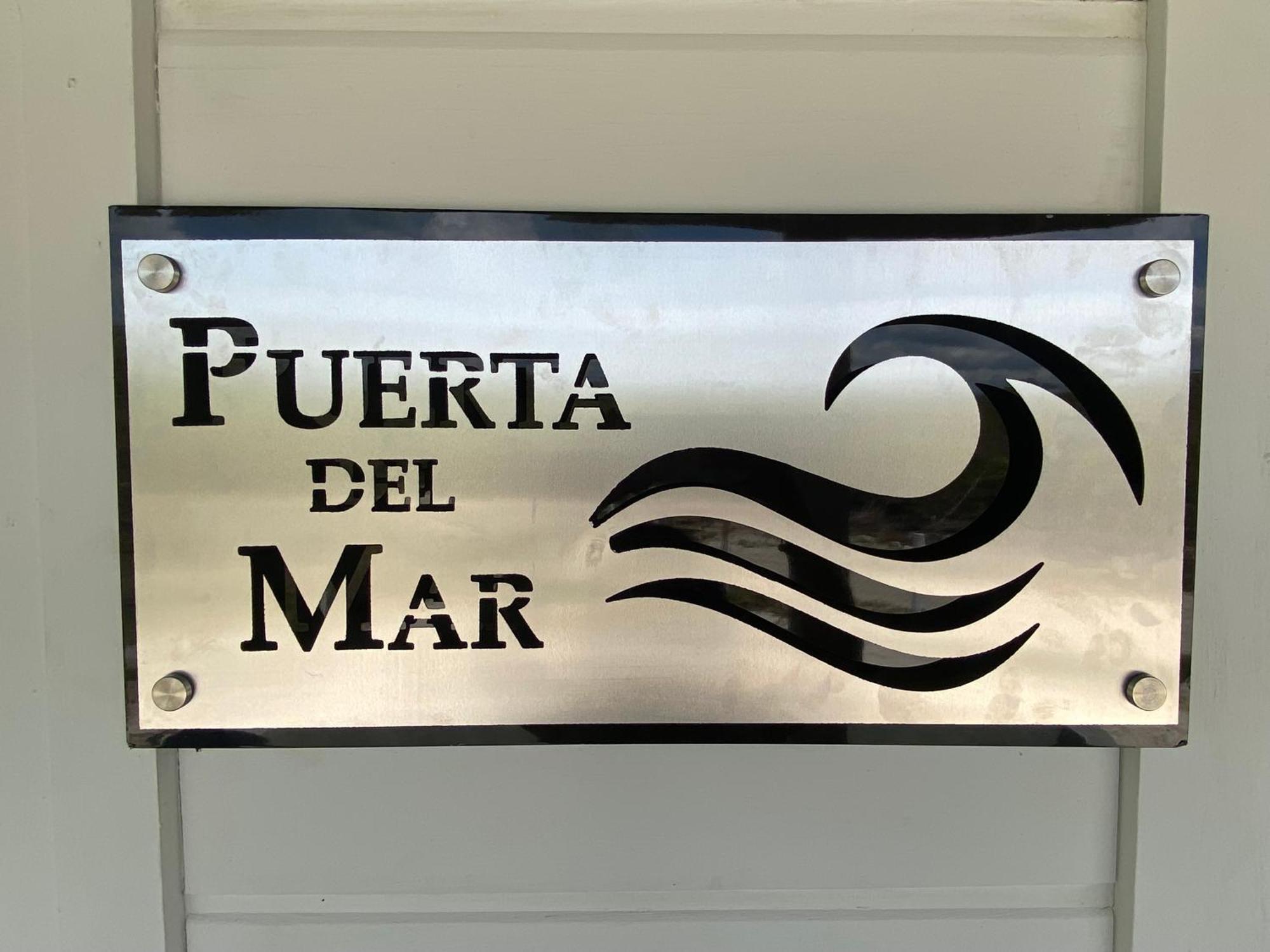 Puerta Del Mar *