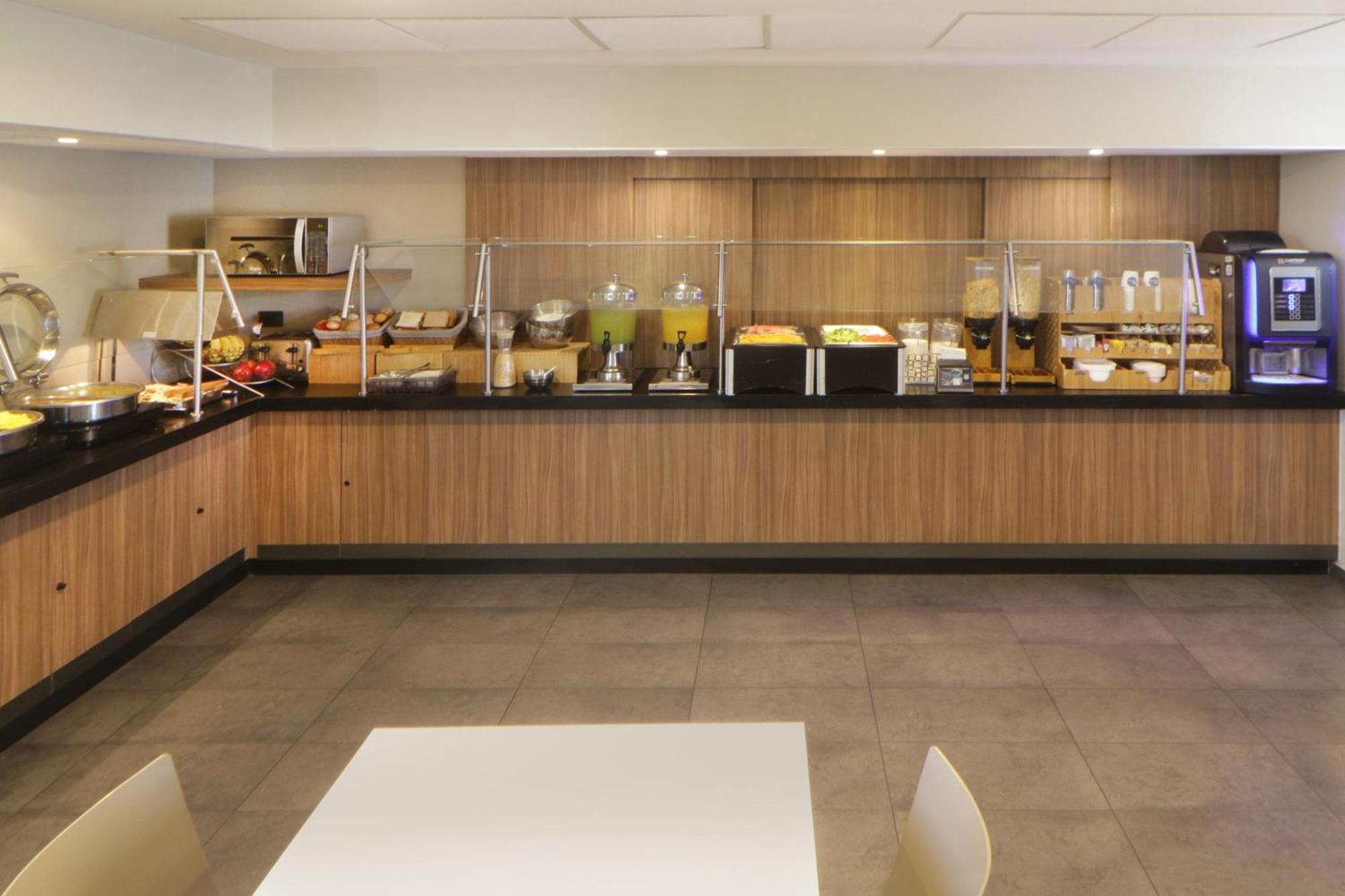 Hotel Express By Marriott 4*
