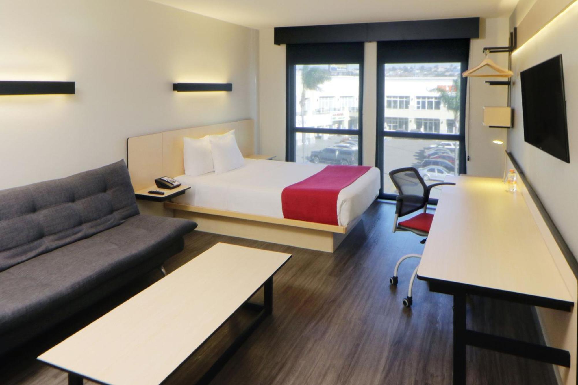 Hotel Express By Marriott Rosarito