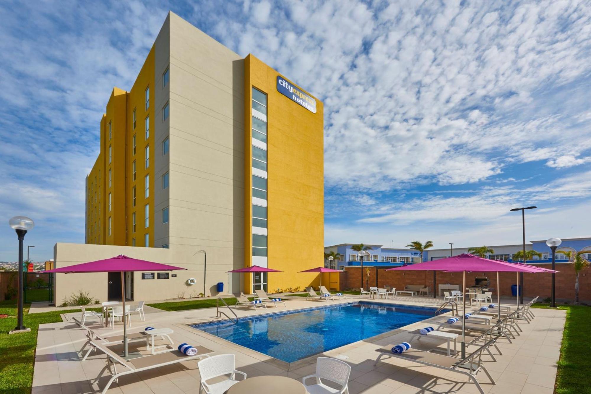 Hotel Express By Marriott 4*