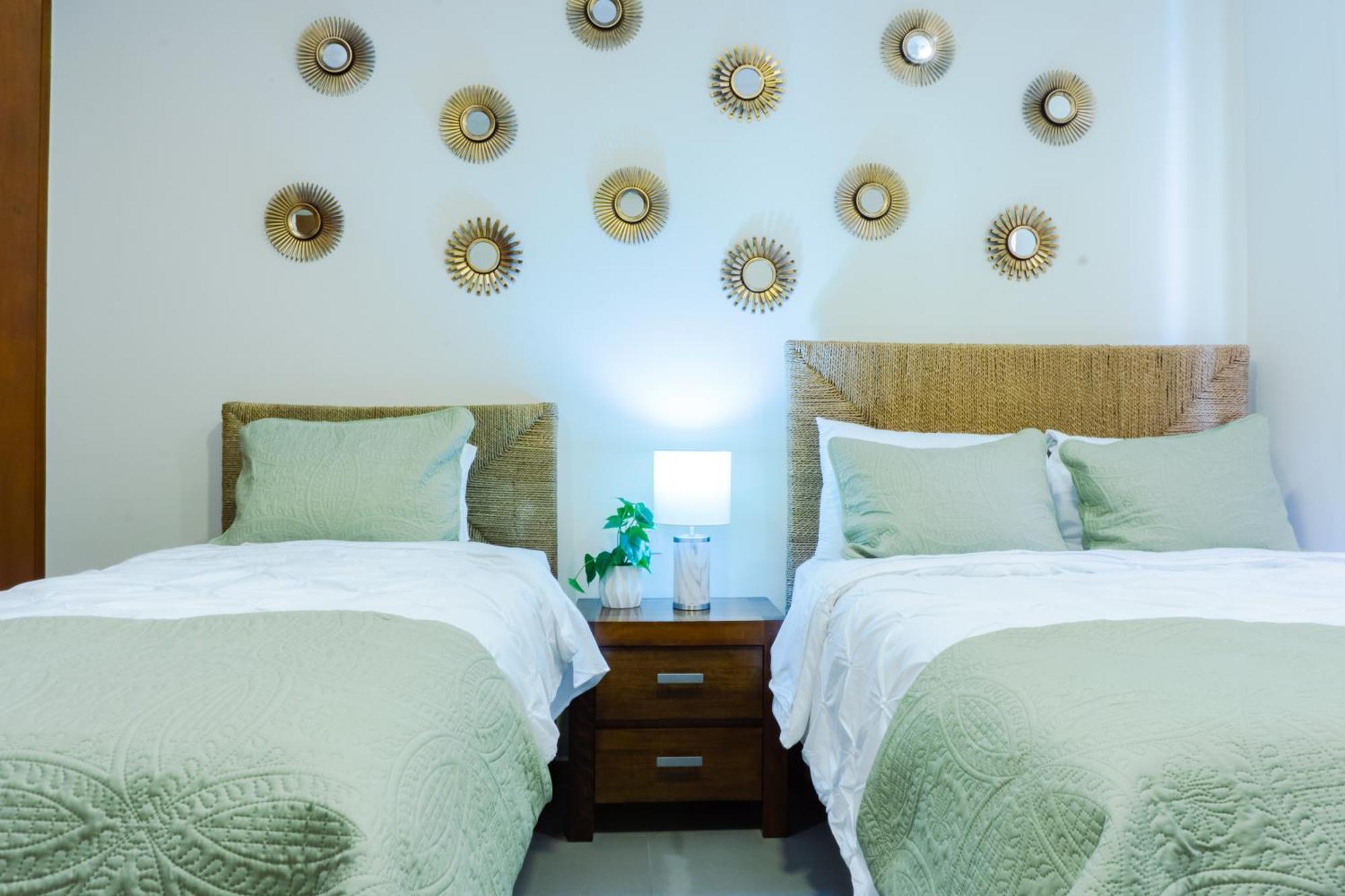 Lunada Condo By Bvr *