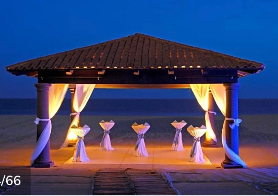 Resort Pueblo Bonito Sunset *