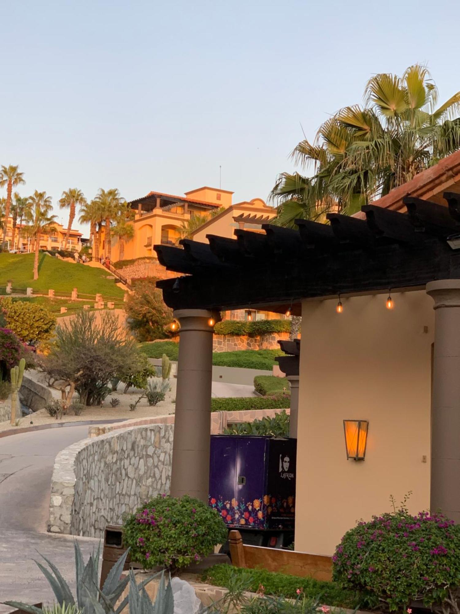 Pueblo Bonito Sunset Resort