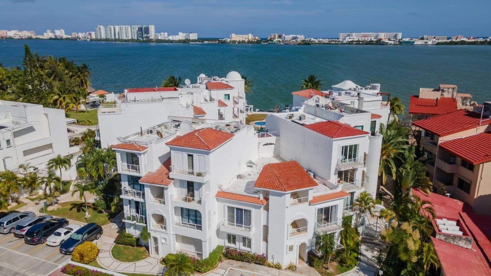 Zone Oceanside 2 Bedroom 2 Bath * Cancun