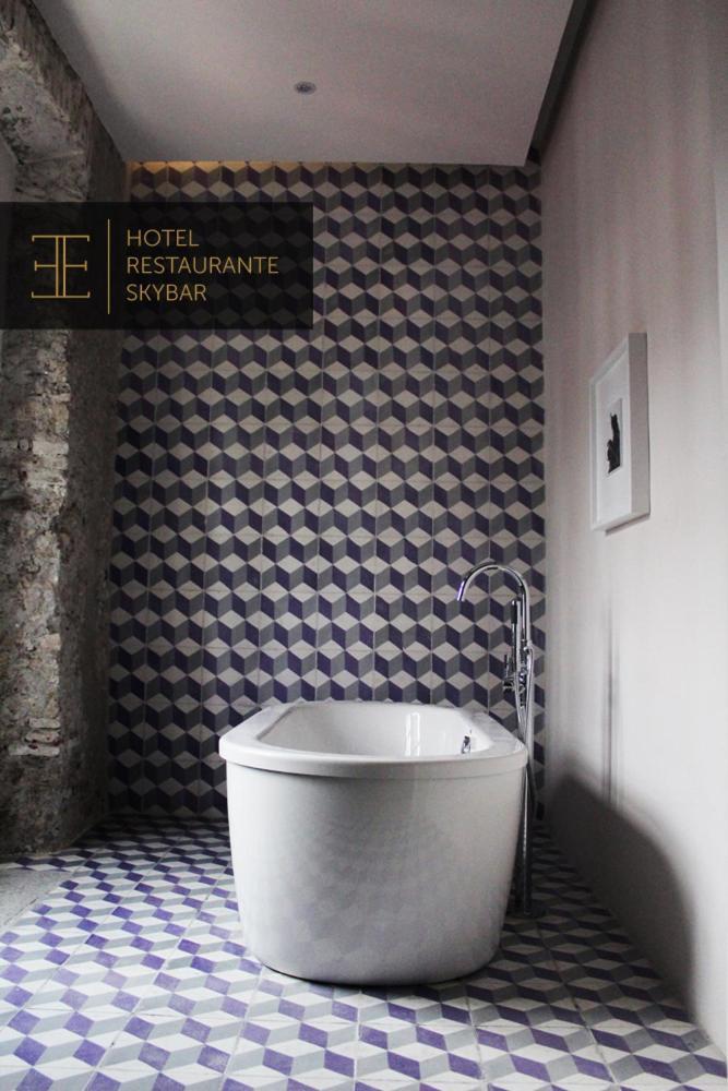 Hotel El Encanto