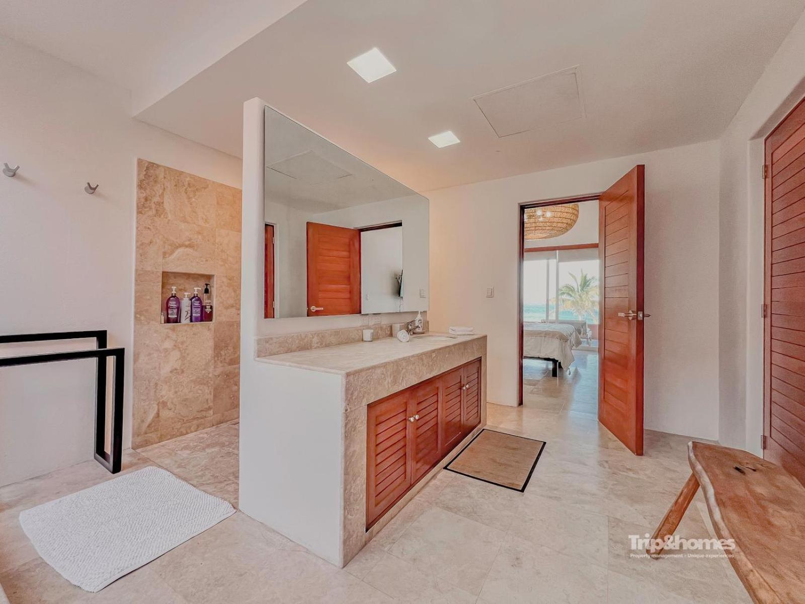 Puerta Cortes Lux 3br 3ba With View Includes Club & Golf Cart Villa *