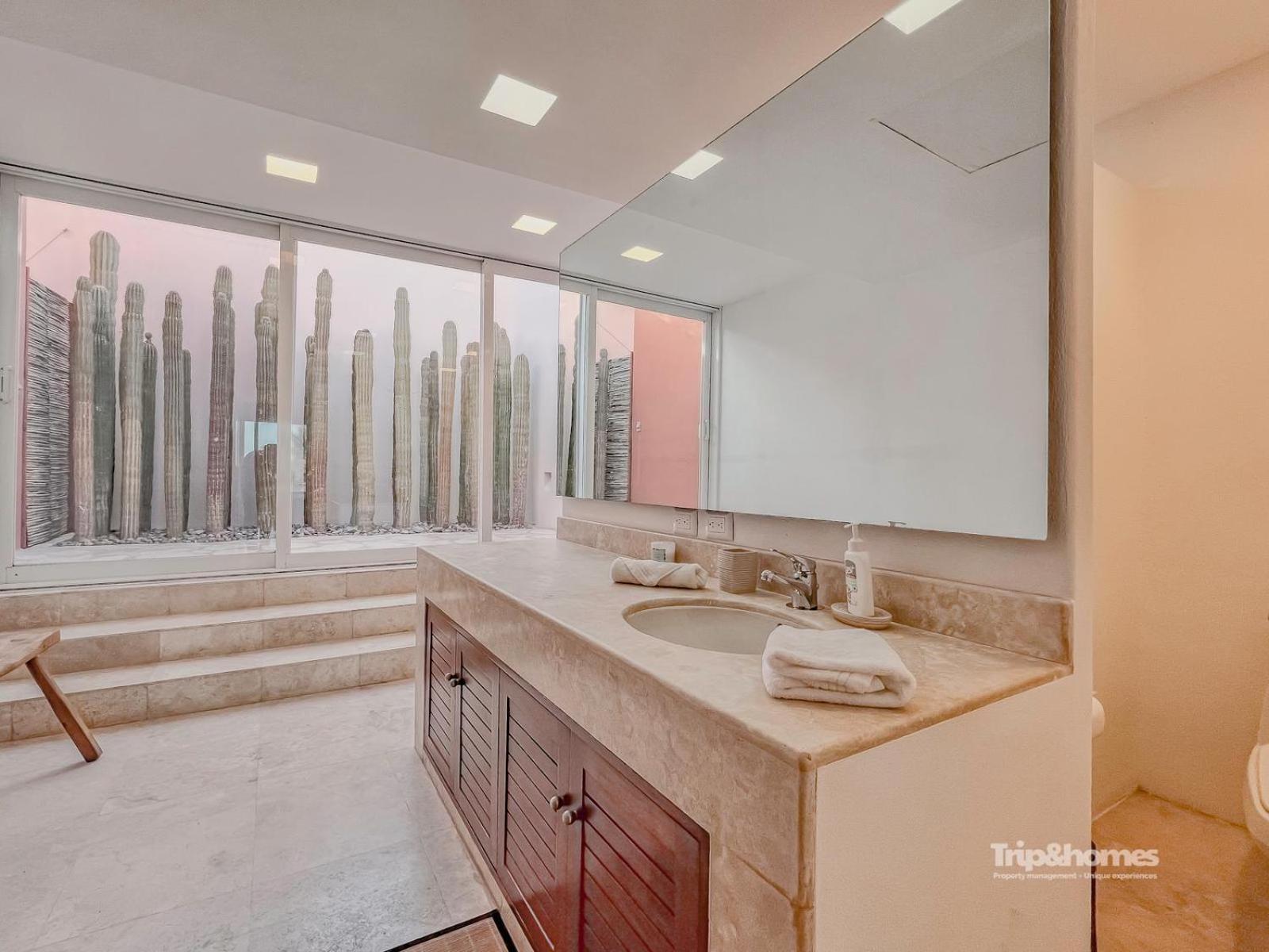 Puerta Cortes Lux 3br 3ba With View Includes Club & Golf Cart *