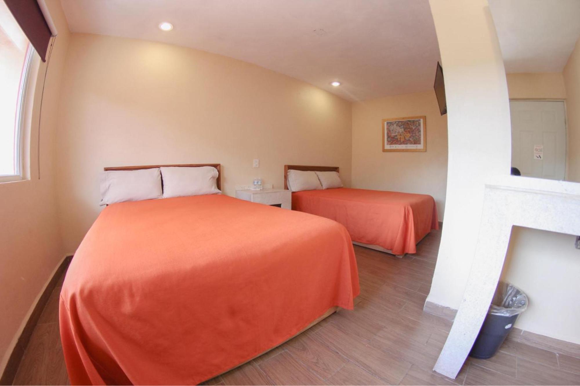 Camino De Piedra Hotel 3*