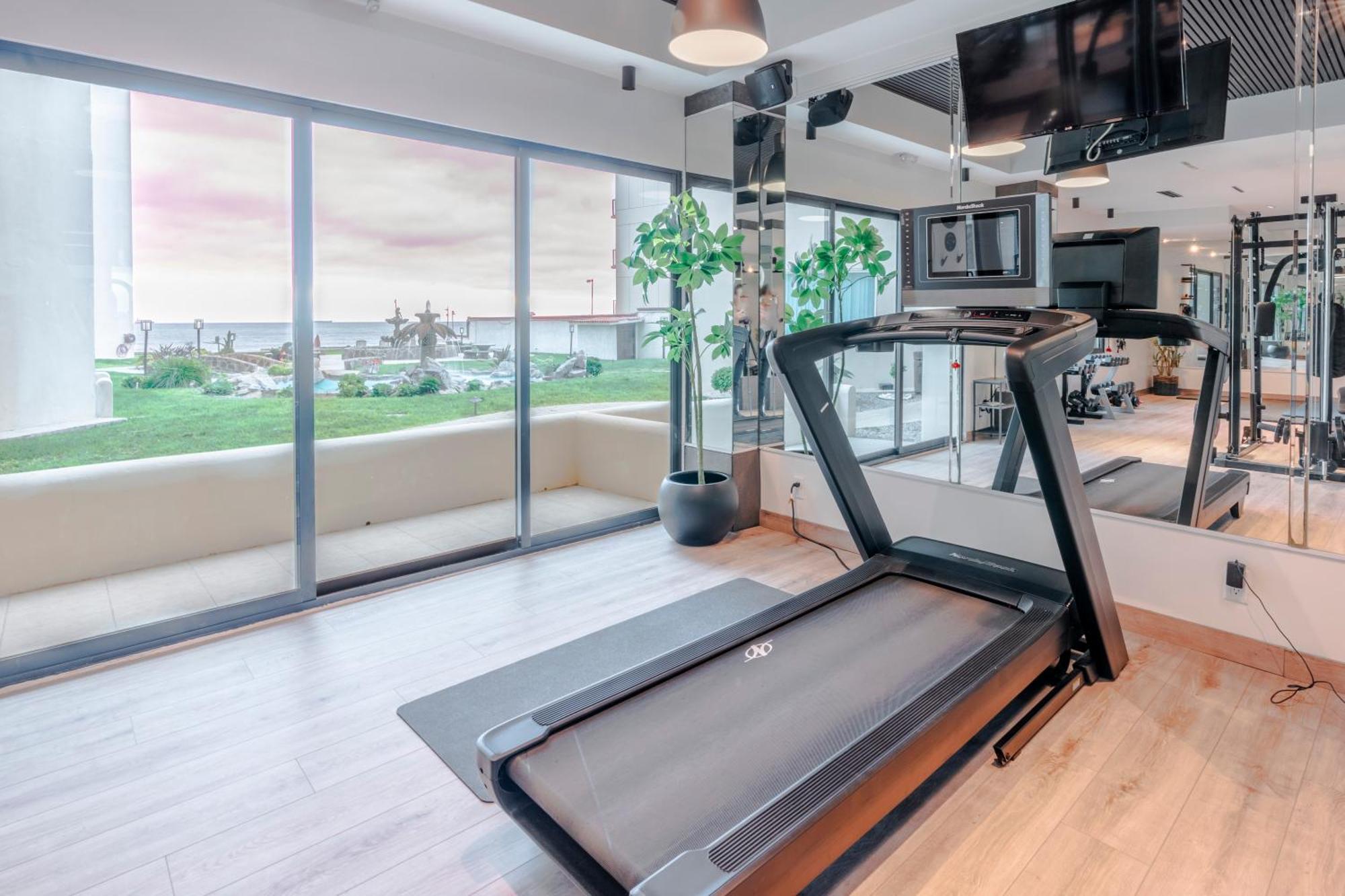 Apartment Paradise Luxury Views Here *