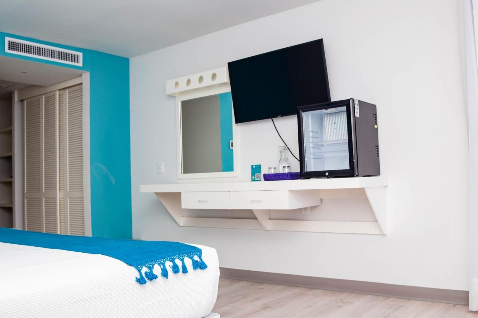 Resort Fontan Ixtapa 4*