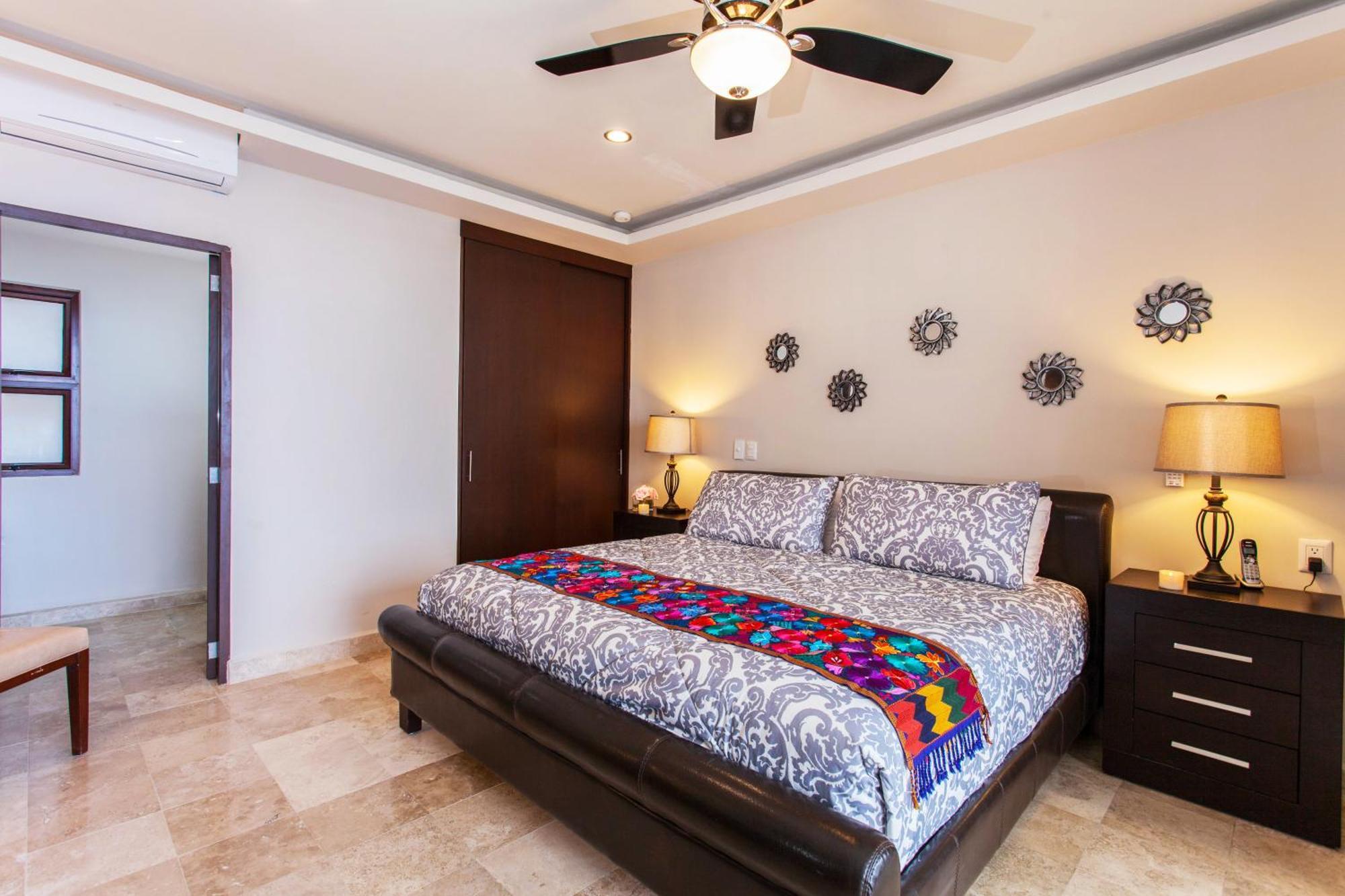 Vallarta Shores Aparthotel 4*