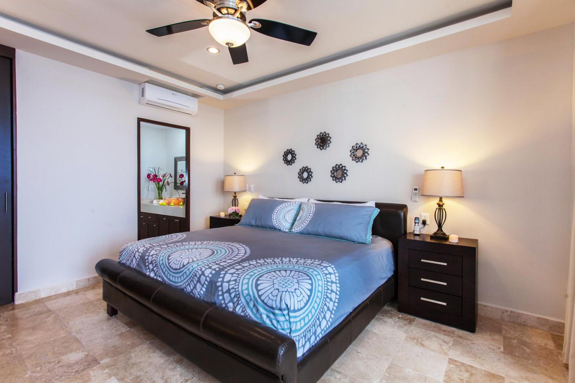 Vallarta Shores Aparthotel 4*