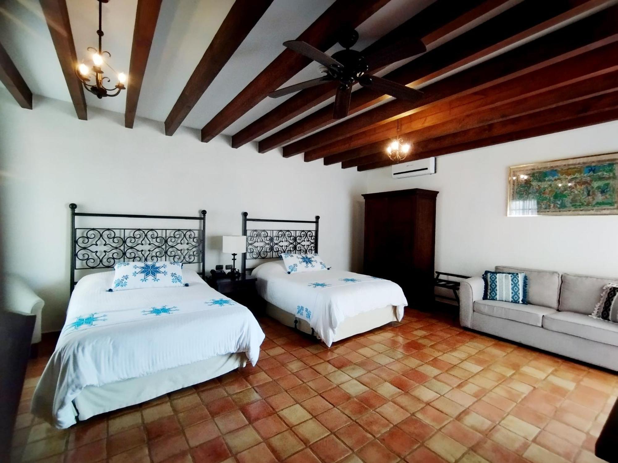 Guaycura Boutique Hotel, Club & 3* Todos Santos